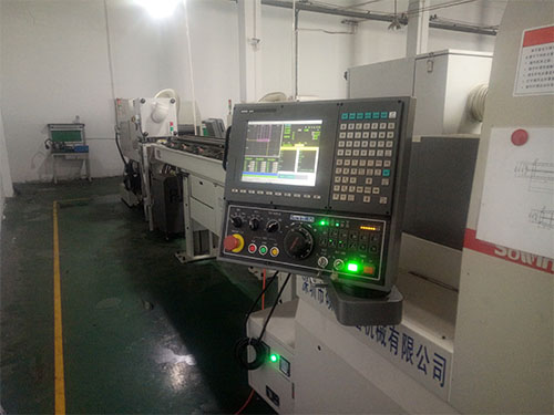 走心機(jī)設(shè)備2 - 副本.jpg